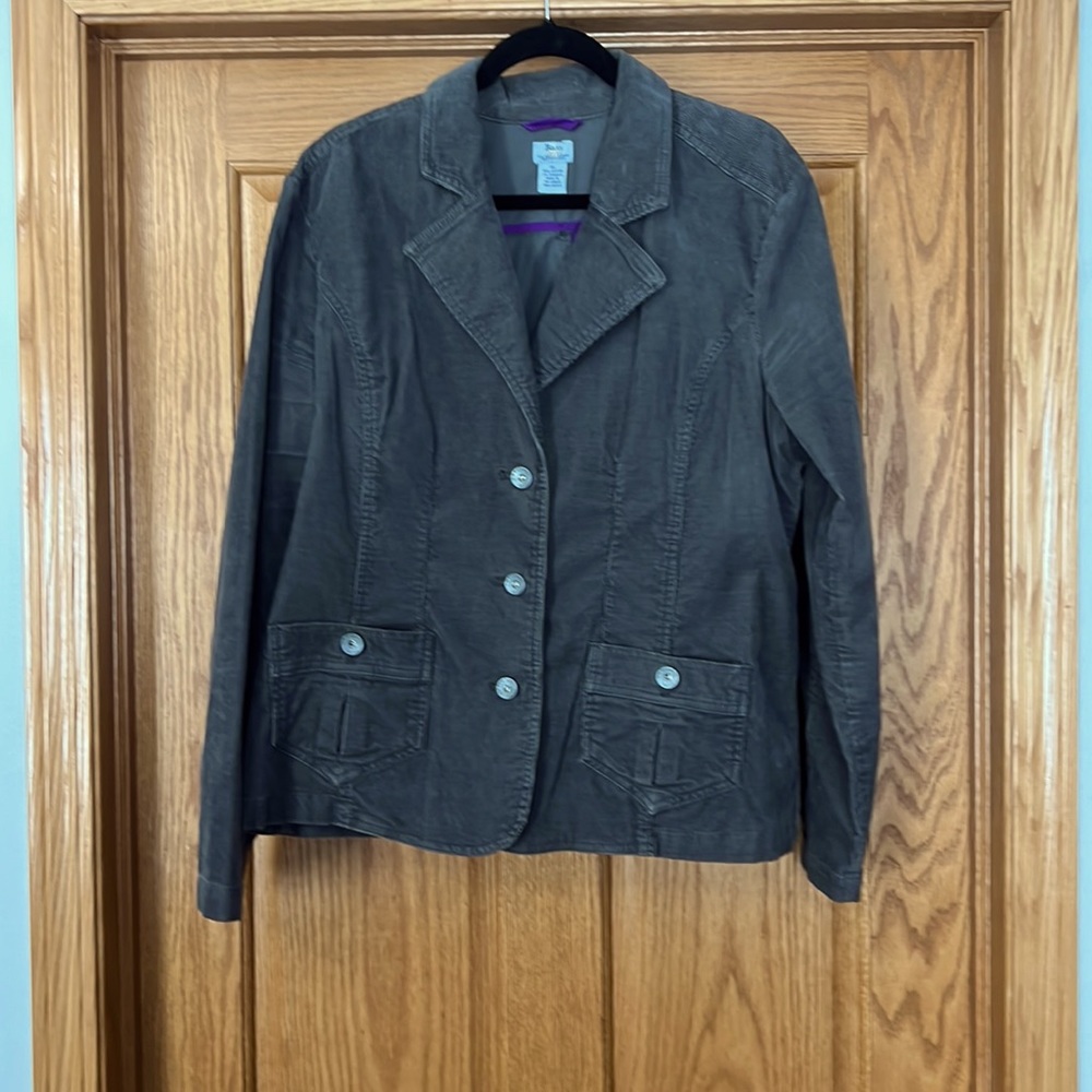 Bass jeans gray corduroy jacket. Like new. Size XL